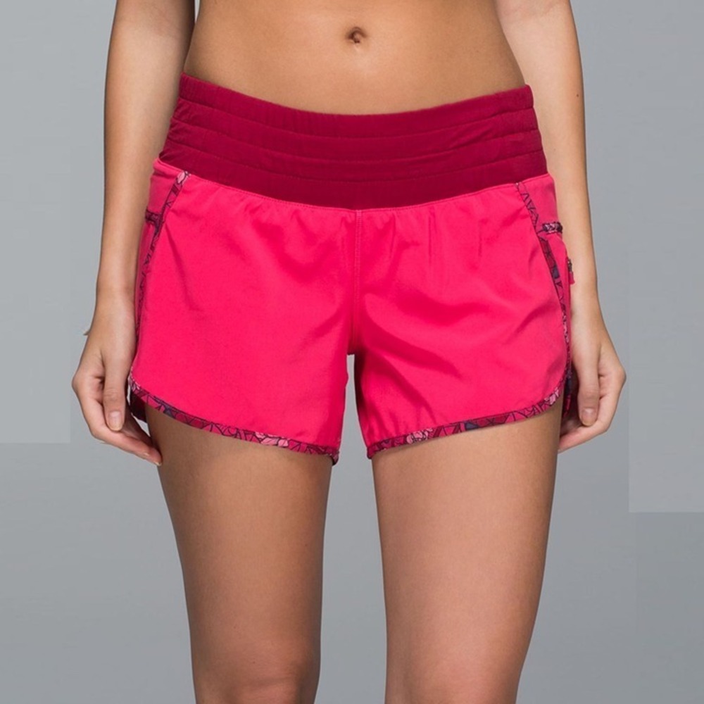 LULULEMON‎ Lululemon Tracker Short II 4-way Stretch in Boom Juice Size 6 - Picture 2 of 11